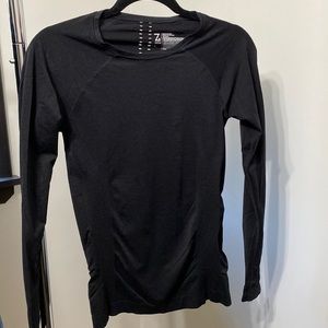 Black zella long sleeve shirt